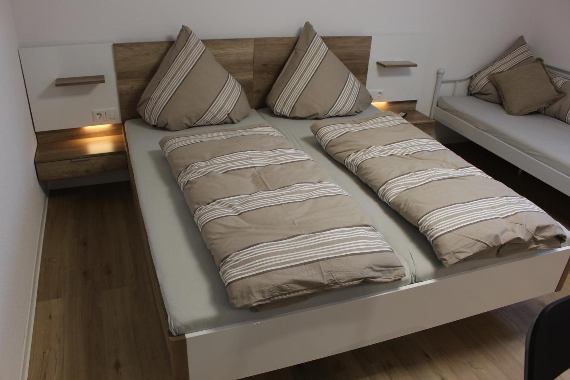 Ferienwohnung Am Weg Руст Экстерьер фото